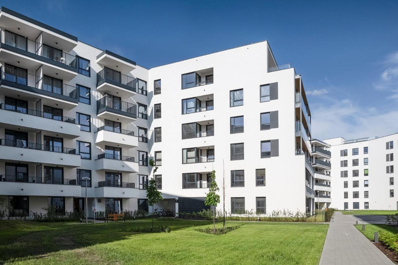 Warsaw - Aparts Wlochy Exterior photo